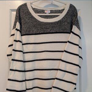 Black and White LuLaRoe Mariah Sweater